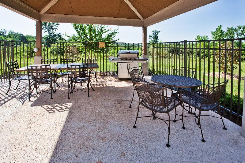 Candlewood Suites Macon, An Ihg Hotel Екстериор снимка